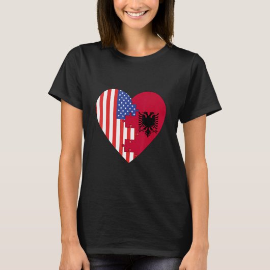 USA and Albania Flags Heart T-shirt (Voorkant)
