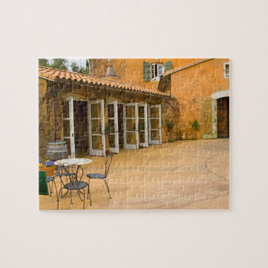 USA, California, Sonoma Valley, Patio in Viansa Legpuzzel (Horizontaal)