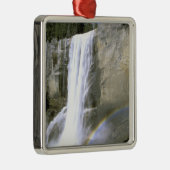 USA, Californië, Yosemite National Park. Vernaal Metalen Ornament (Rechts)