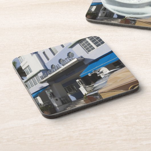 USA, Florida, Miami Beach: South Beach, Art Deco Drankjes Onderzetter (Linkerzijde)