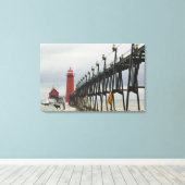 USA, Michigan, Lake Michigan Shore, Grand Haven: Canvas Afdruk (Insitu (Houten vloer))