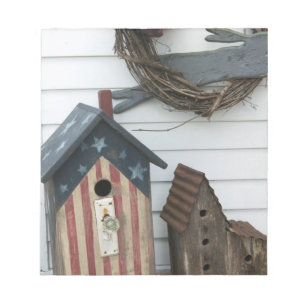 USA, Missouri, Herman: Patriottische Birdhouses, Notitieblok