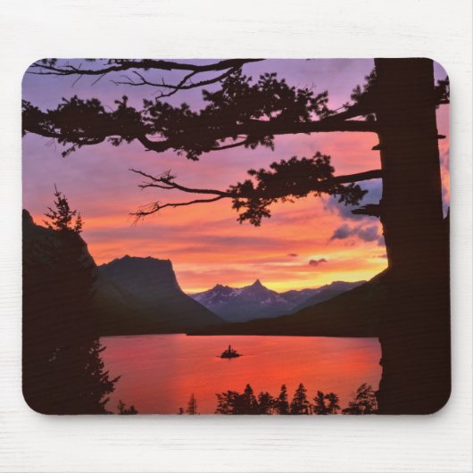 USA, Montana, Glacier National Park. Landschap Muismat (Voorkant)