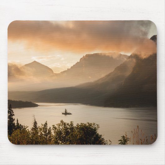 USA, Montana, Glacier National Park. Sunrise Muismat (Voorkant)
