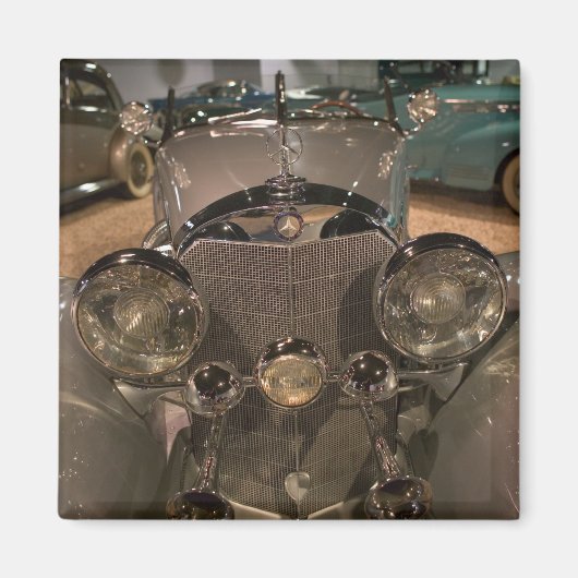 USA, Nevada_Reno: Nationaal Automobielmuseum 2 Magneet (Voorkant)