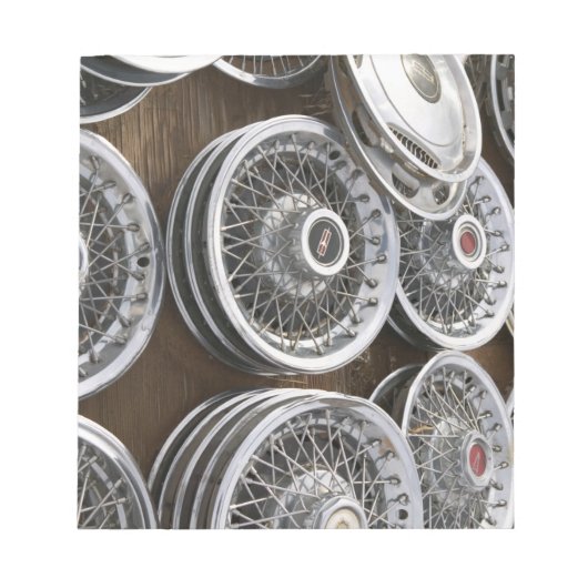 USA, New Mexico, Prewitt: Auto Hubcaps / Rt. 66 Notitieblok (Voorkant)