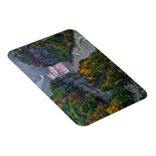 USA, New York, Letchworth State Park. de rivier en Magneet (Rechterzijde)