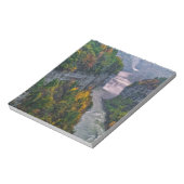 USA, New York, Letchworth State Park. de rivier en Notitieblok (Linkerzijde)