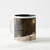 USA, Oregon, Dundee. Mijnruimte in Archery Tweekleurige Koffiemok (Voorkant links)