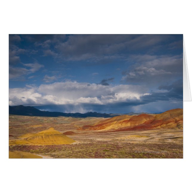 USA, Oregon, Mitchell, Painted Hills with storm (Voorkant Horizontaal)