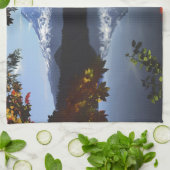 USA, Oregon, Mt. Hood National Forest. Theedoek (Gevouwen)