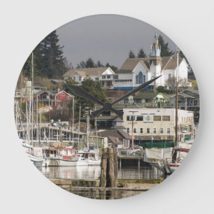 USA, Wa, Kitsap Peninsula. Schilderachtig stad. Grote Klok