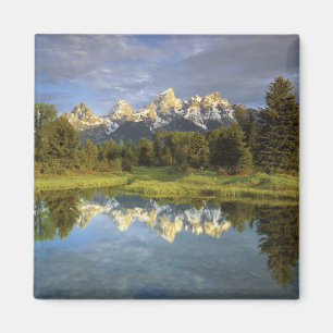 USA, Wyoming, Grand Teton National Park. Grand 2 Magneet