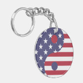 USA Yin Yang Forth of Juli Red White Blue Flag Sleutelhanger (Voorkant Links)