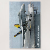 USAF-jachtjet Hornet die de luchtvaartmaatschappij Legpuzzel (Verticaal)