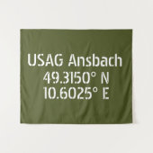 USAG Ansbach Latitude Longitude Wandkleed (Voorkant (horizontaal))