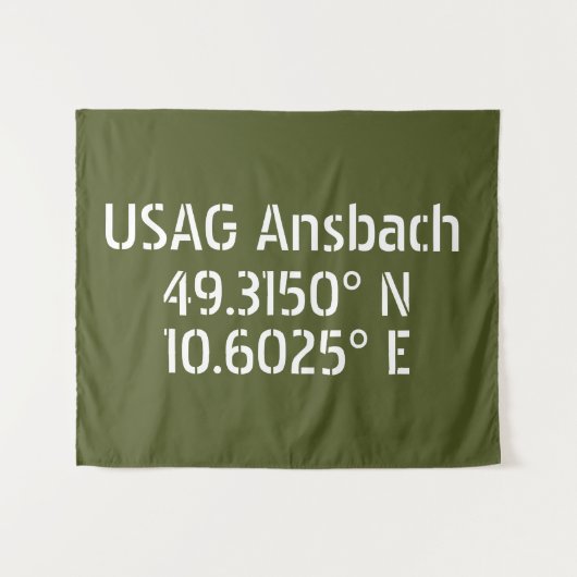 USAG Ansbach Latitude Longitude Wandkleed (Voorkant (horizontaal))