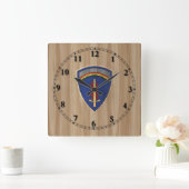 USAREUR-schouderpleister (uitkijkblik van hout) Vierkante Klok (Huis)
