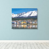 Ushuaia Fotografie. Tierra del Fuego. Argentinië Canvas Afdruk (Insitu (Houten vloer))