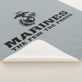 USMC "The Few, The Proud" stapelde zwarte Logo Sherpa Deken (3/4)
