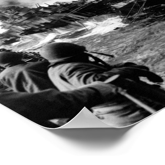 USS Franklin na aanval - 1945 Poster (Hoek)