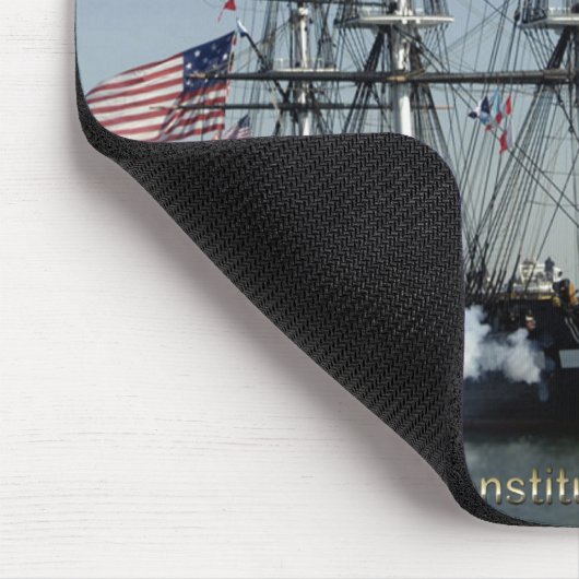 USS Grondwet Firming Cannons Muismat (Hoek)