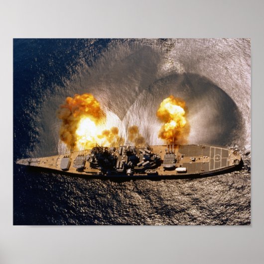 USS Iowa - Battleship Firing Broadside - 1984 Poster (Voorkant)