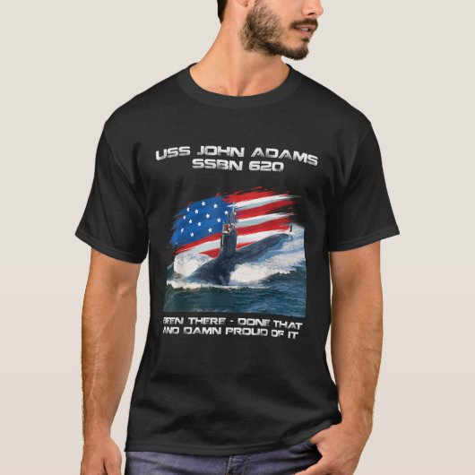 USS John Adams SSBN 620 Amerikaanse vlag onderzeeë T-shirt (Voorkant)