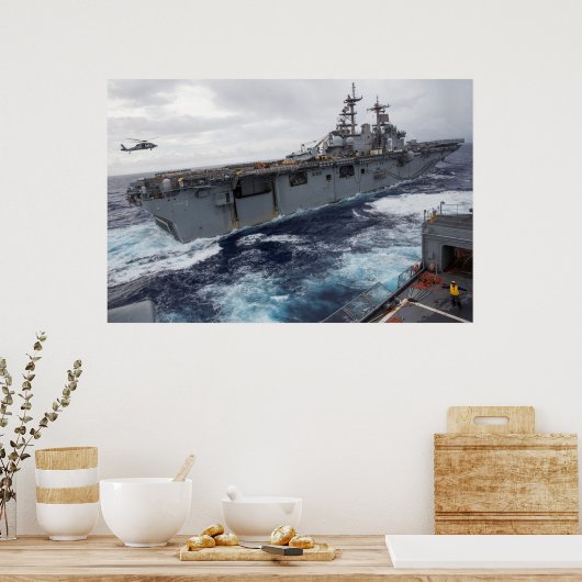 USS Kearsarge (LHD 3) Poster (Keuken)