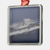 USS Kearsarge Metalen Ornament (Links)