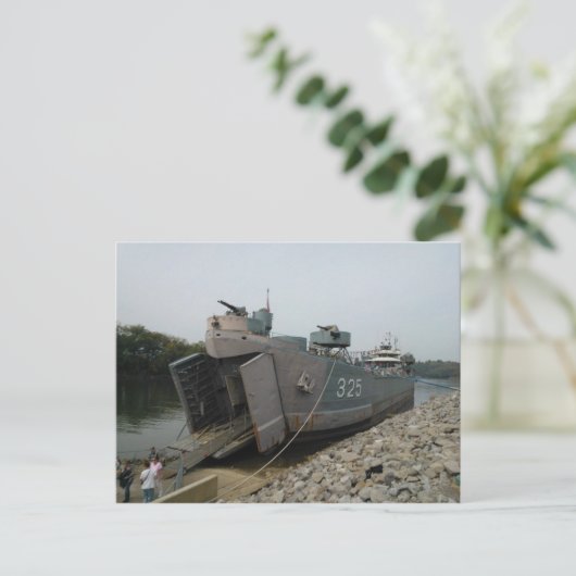USS LST 325 in Clarksville Tennessee Briefkaart (Staand voorkant)