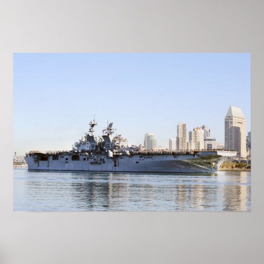 USS Makin Island (LHD 8) Poster (Voorkant)