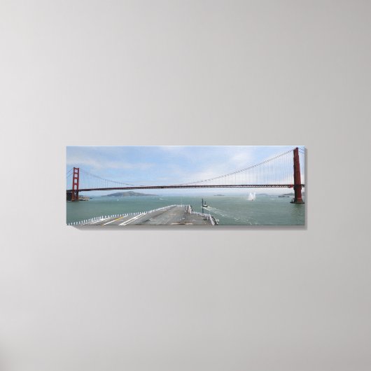 USS Nimitz bij de Golden Gate Canvas Afdruk (Voorkant)