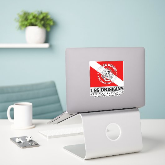 USS Oriskany (beste wrakken) Sticker (Laptop op bureau)