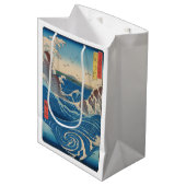 Utagawa Hiroshige - Naruto Whirlpool, provincie Aw Medium Cadeauzakje (Voorkant Gekanteld)