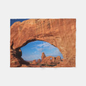 Utah, Nationaal Park Arches, Arch 3 Turret Fleece Deken (Voorkant (Horizontaal))