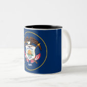 Utah vlag tweekleurige koffiemok (Voorkant rechts)