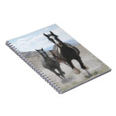 Utah Wild Horses die lopen Notitieboek (Rechterzijde)