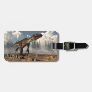 Utahraptor dinosaur in de woestijn bagagelabel
