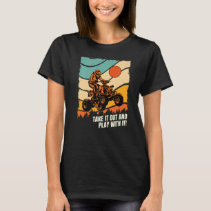 UTV Dirt Offroad SXS-rackauto Haal het uit de bus  T-shirt