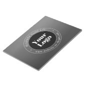 Uw bedrijfslogo of ontwerp & bewerkbare tekst notitieblok (Schuin)