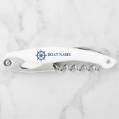 Uw bootnaam verscheept Wiel Helm op Wit Kurkentrekker (Voorkant)