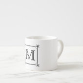 Uw brief. Aangepast monogram. Zwart en wit Espresso Kop (Voorkant rechts)