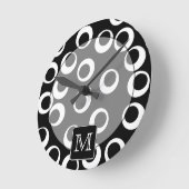 Uw brief. Zwart-wit monogram. Fun Pattern Ronde Klok (Hoek)