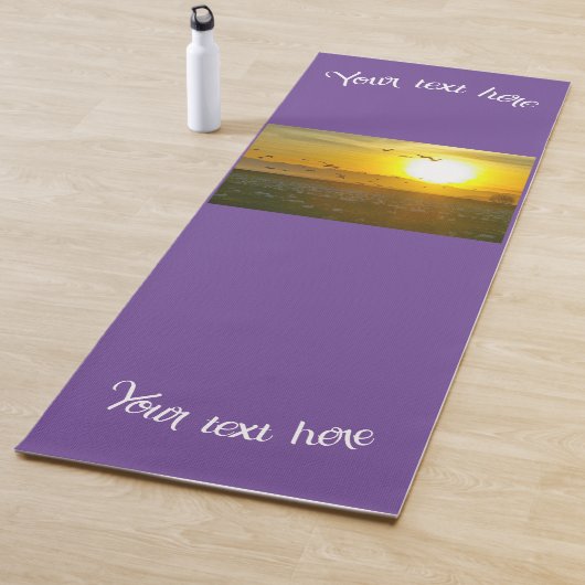 Uw eigen Afbeelding en tekst op paarse Yoga Mat (In situ)