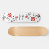 Uw eigen skateboard - Roos wijn en vlinder (Horizontaal)