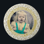 Uw foto 30th Birthday Number | Goud/wit Ronde Button 4,0 Cm<br><div class="desc">Dit is een herdenkingsknop met je foto en tekst om je 30e verjaardag te vieren. Er is een tekst sjabloon om het gemakkelijk te maken om het bericht en de datum te veranderen. Er is ook een fotomalplaatje om het gemakkelijk te maken om uw afbeelding toe te voegen. Dit goud-en-witte...</div>