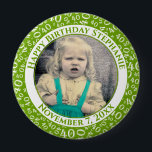 Uw foto 40th Birthday Number Pattern | Groen Ronde Button 4,0 Cm<br><div class="desc">Dit is een herdenkingsknop met je foto en tekst om je 40ste verjaardag te vieren. Er is een tekst sjabloon om het gemakkelijk te maken om het bericht en de datum te veranderen. Er is ook een fotomalplaatje om het gemakkelijk te maken om uw afbeelding toe te voegen. Dit groen-en-witte...</div>
