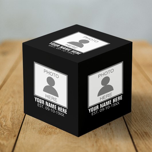 Uw foto hier Naam en Leeftijd Kubus