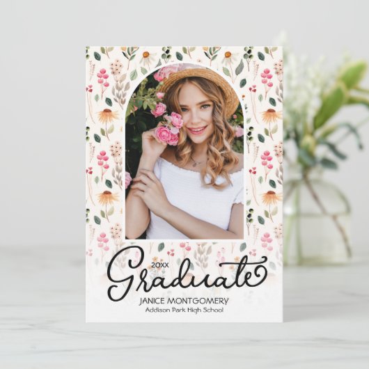 Uw foto op Wildflower Graduation Party Kaart (Staand voorkant)